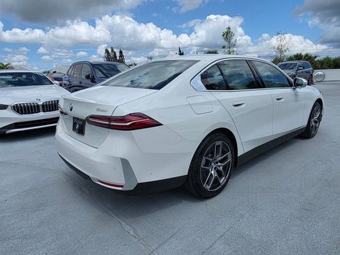 New 2026 BMW 530i RWD image 4