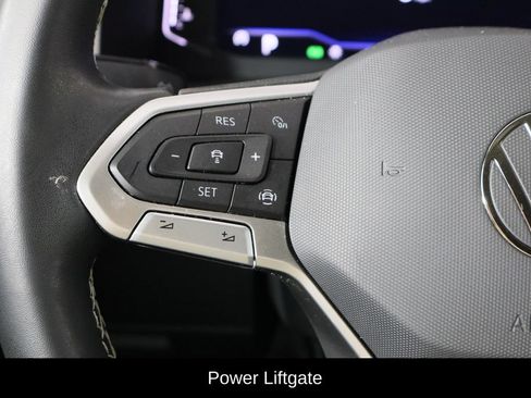 Used 2023 Volkswagen Atlas SE AWD/4WD image 8