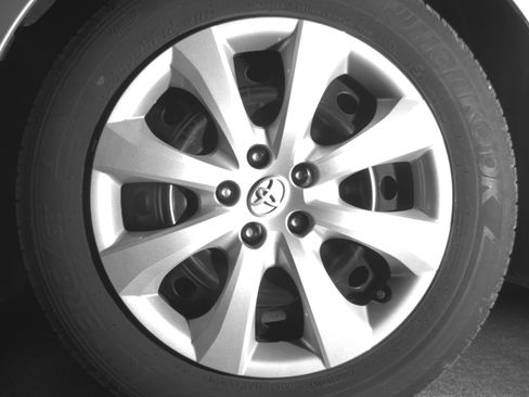 Used 2025 Toyota Corolla LE image 12