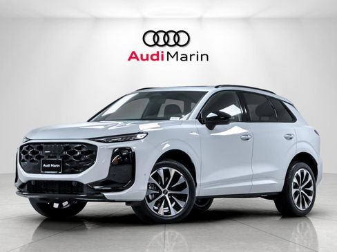 New 2026 Audi Q3 quattro 2.0T AWD/4WD image 1
