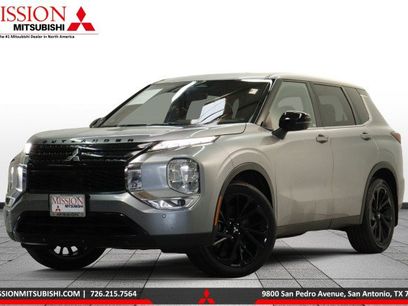 Used 2023 Mitsubishi Outlander SE