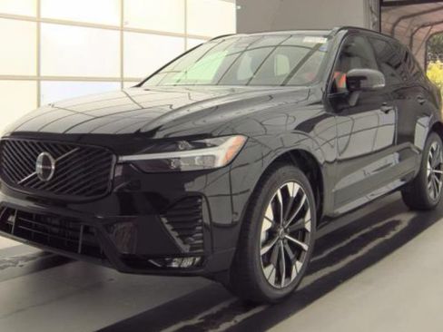 Used 2026 Volvo XC60 B5 Plus AWD/4WD image 1
