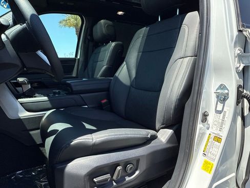Used 2025 Toyota Sequoia Limited w/ Tow Technology Package AWD/4WD image 10