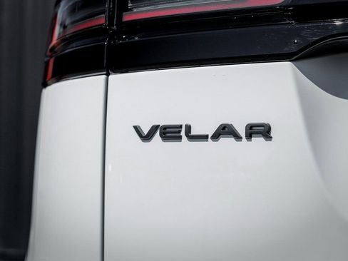 Used 2026 Land Rover Range Rover Velar Dynamic SE image 7