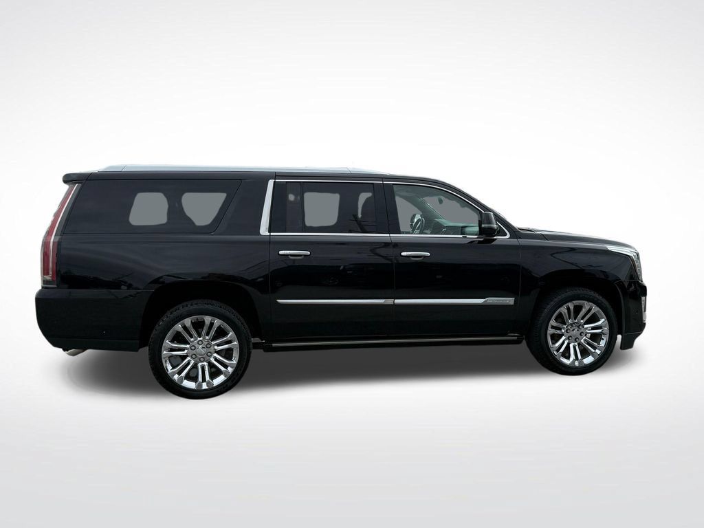Used 2018 Cadillac Escalade ESV Premium Luxury w/ LPO, Radiant Package AWD/4WD image 8