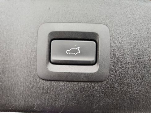 Used 2018 MAZDA CX-5 Touring w/ Preferred Equipment Package image 36