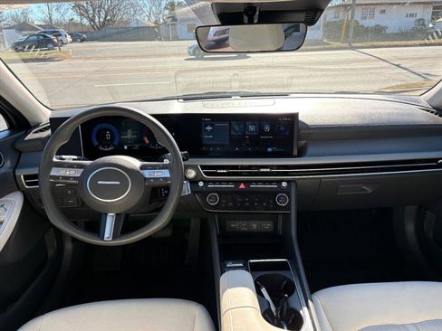 Certified 2024 Hyundai Sonata SEL image 6