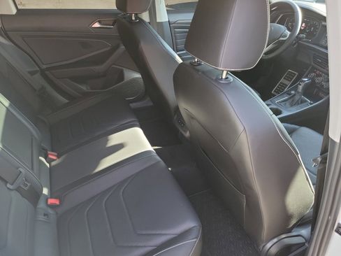 Certified 2023 Volkswagen Jetta SEL image 33