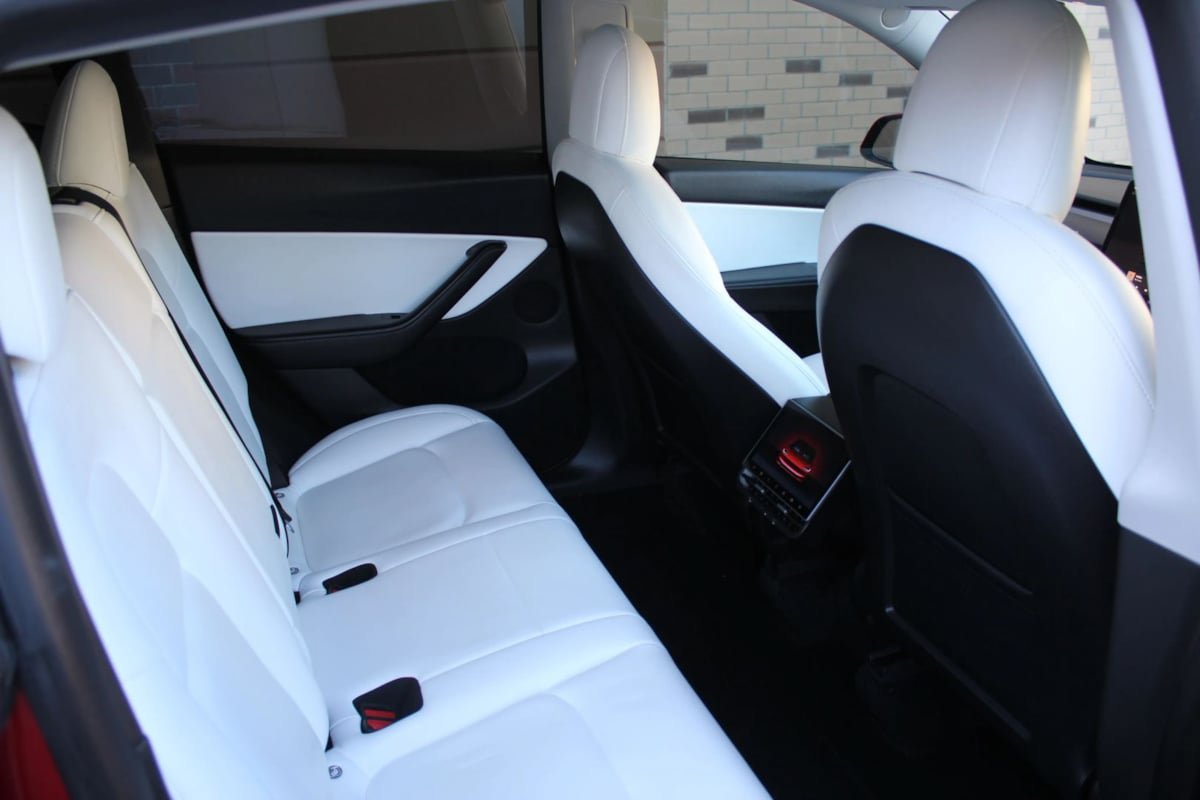 Used 2022 Tesla Model Y Performance AWD/4WD image 24