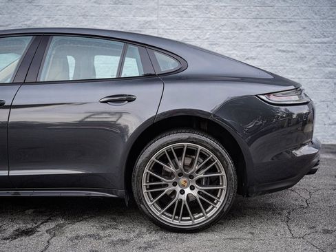 Used 2022 Porsche Panamera Platinum Edition image 11