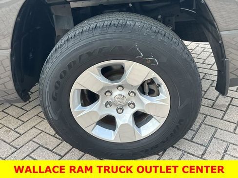 Used 2022 RAM 1500 Big Horn RWD image 16