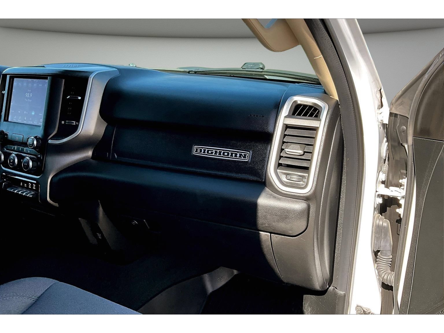 Used 2020 RAM 1500 Big Horn AWD/4WD image 50