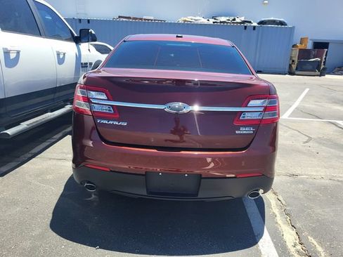 Used 2016 Ford Taurus SEL FWD image 9