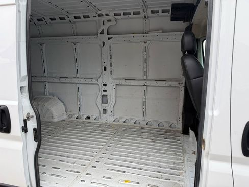 Used 2023 RAM ProMaster 2500 FWD image 29