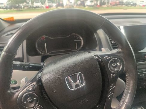 Used 2018 Honda Pilot Elite image 28