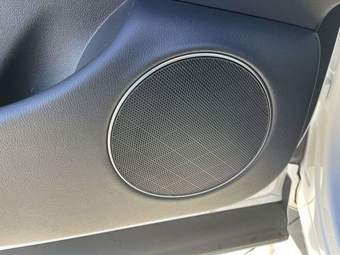 Used 2025 Genesis GV70 2.5T image 24