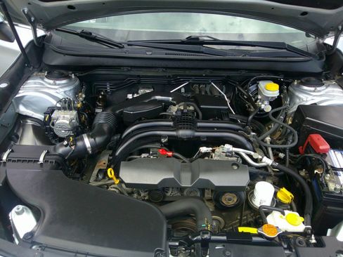 Used 2016 Subaru Outback 2.5i Limited image 39