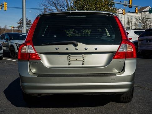 Used 2008 Volvo V70 image 7