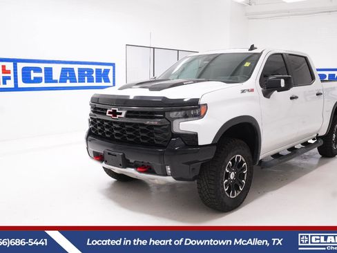 Used 2024 Chevrolet Silverado 1500 ZR2 w/ Technology Package AWD/4WD image 1
