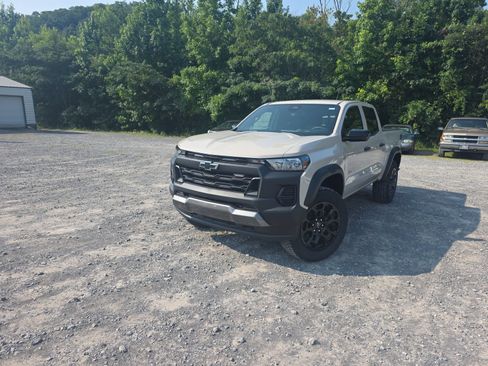 New 2026 Chevrolet Colorado Trail Boss AWD/4WD image 12