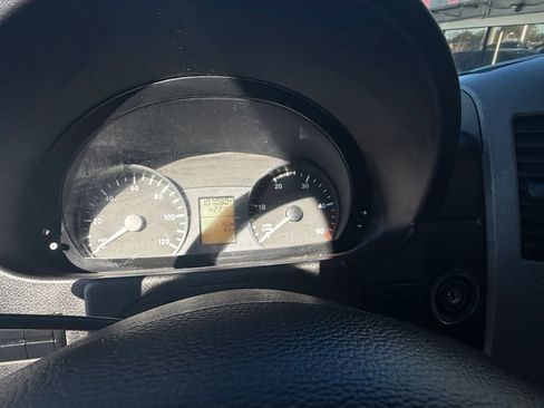 Used 2017 Mercedes-Benz Sprinter 2500 image 20