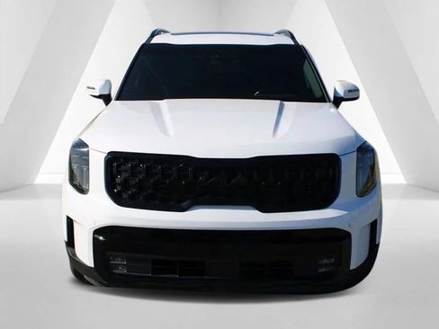 Used 2025 Kia Telluride SX X-Line AWD/4WD image 2