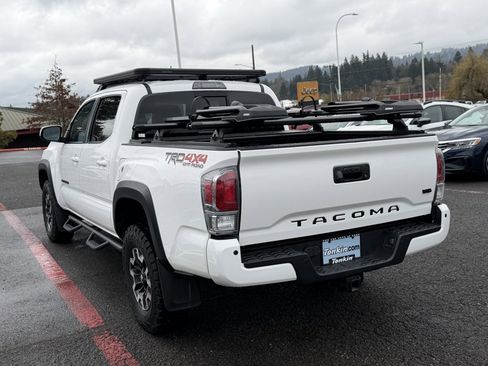 Used 2020 Toyota Tacoma TRD Off-Road w/ TRD Premium Off Road Package image 6