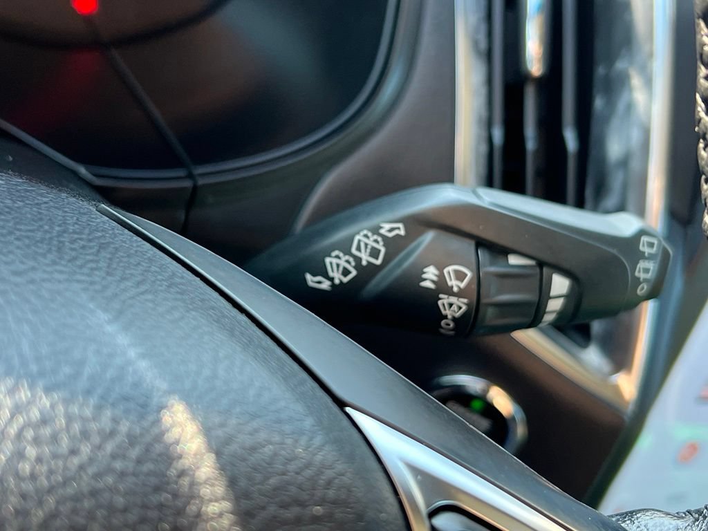 Used 2023 Ford Edge Titanium AWD/4WD image 34