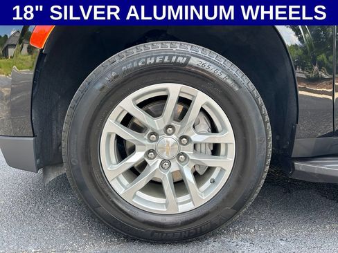 Used 2024 Chevrolet Tahoe LS RWD image 5