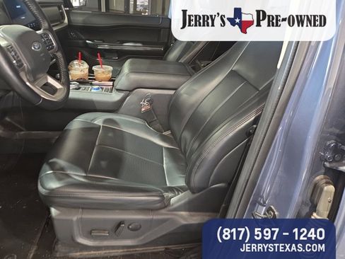 Used 2023 Ford Expedition XLT RWD image 7