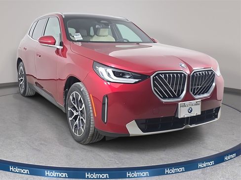 Used 2025 BMW X3 xDrive30i w/ Convenience Package image 4