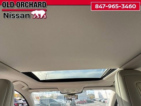 Used 2023 Nissan Ariya AWD image 13