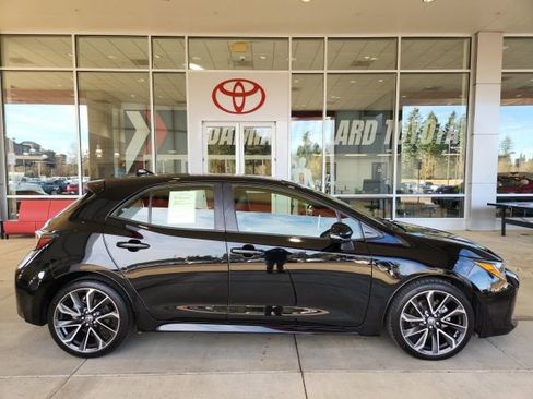 Certified 2021 Toyota Corolla XSE image 3