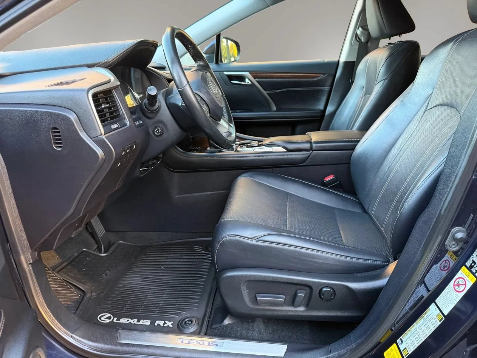 Used 2019 Lexus RX 450h AWD w/ Navigation Package image 10