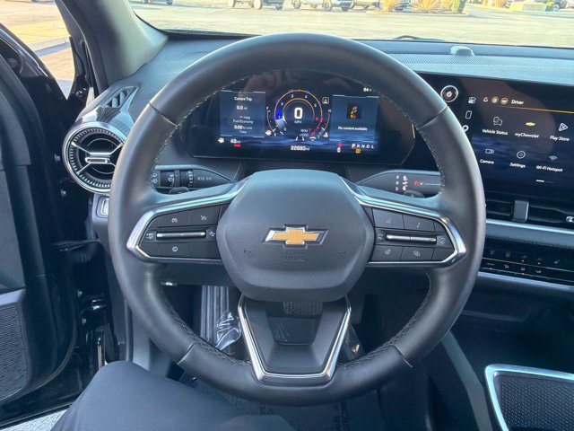 Used 2026 Chevrolet Equinox LT FWD image 17