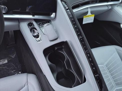 New 2025 Chevrolet Corvette Z06 w/ Z07 Performance Package RWD image 22