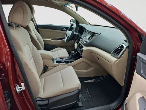 Used 2017 Hyundai Tucson SE w/ SE Popular Package 02 FWD image 15