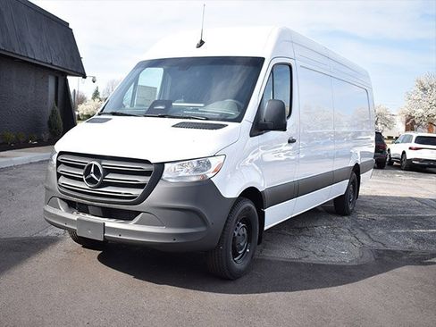 New 2025 Mercedes-Benz Sprinter 2500 image 1