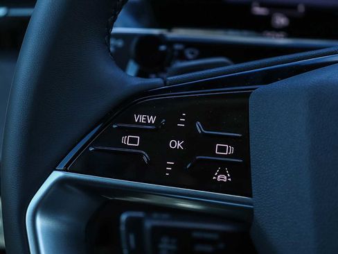 New 2026 Audi Q3 quattro 2.0T AWD/4WD image 18