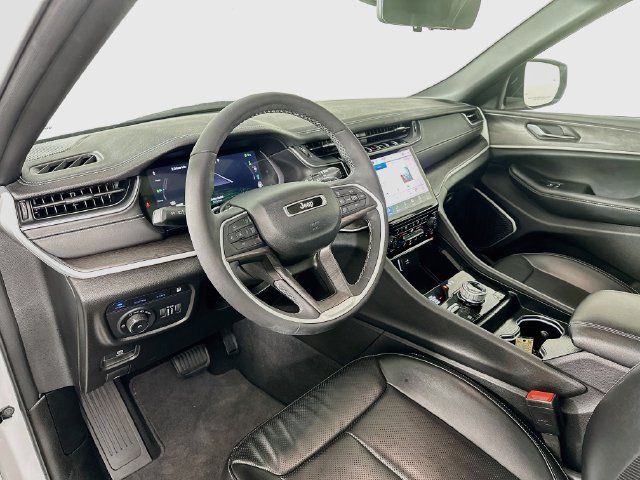 Used 2024 Jeep Grand Cherokee Limited 4xe AWD/4WD image 22