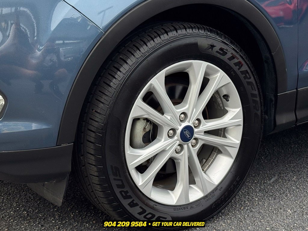 Used 2018 Ford Escape SEL FWD image 13