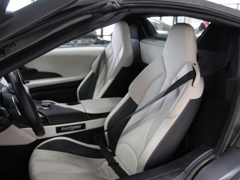 Used 2019 BMW i8 Roadster AWD/4WD image 10