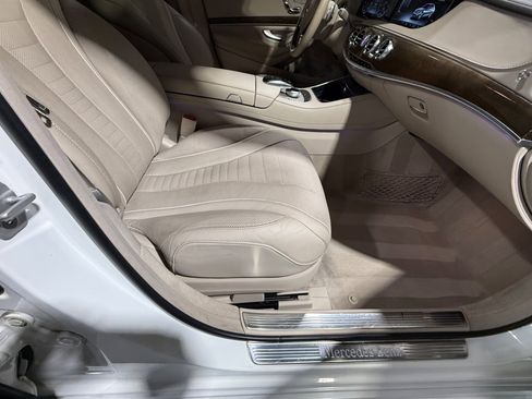 Used 2016 Mercedes-Benz S 550 4MATIC Sedan image 48