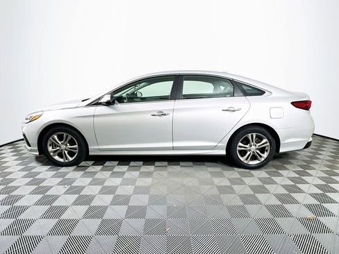 Used 2019 Hyundai Sonata SEL w/ Tech Package 02 image 3