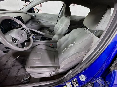 Certified 2021 Hyundai Elantra SEL w/ Convenience Package FWD image 25