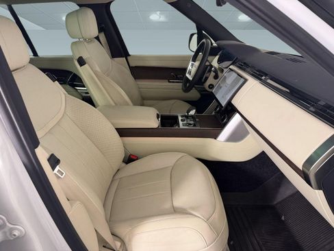 Used 2023 Land Rover Range Rover SE AWD/4WD image 25