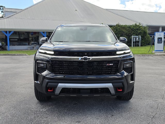 New 2027 Chevrolet Traverse Z71 w/ Enhanced Driving Package AWD/4WD image 9