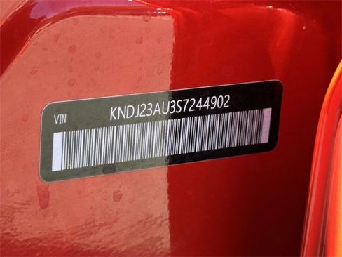 Certified 2025 Kia Soul LX w/ Option Group 015 image 25