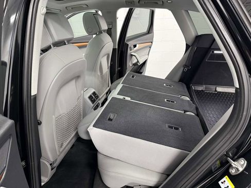 Used 2022 Audi Q5 2.0T Premium Plus w/ Premium Plus Package image 16