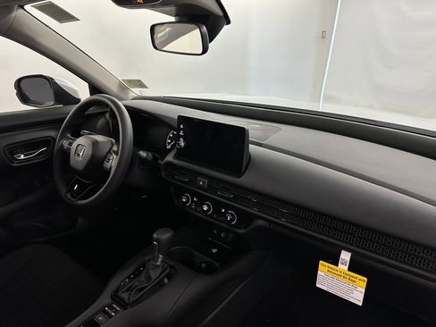 New 2026 Honda HR-V LX image 30
